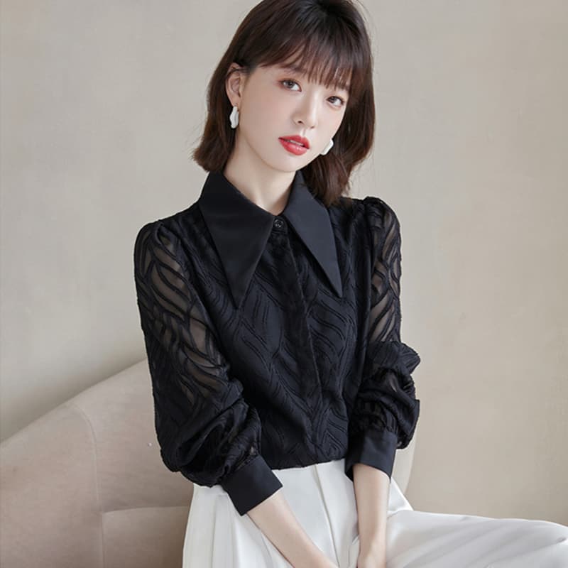 黒ブラウス シアー透かし柄シフォンブラウス