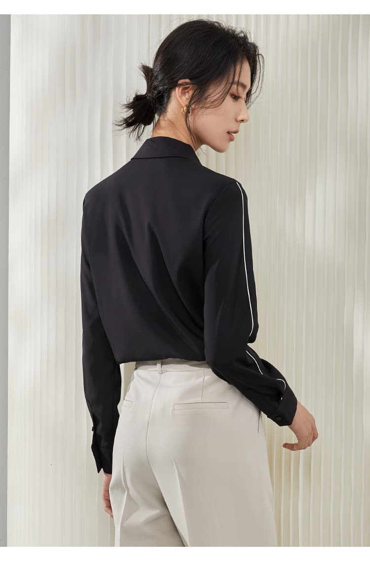 黒ブラウス パイピングデザイン シフォンブラウス