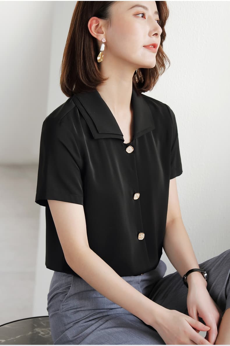 黒ブラウス シンプル上質シフォンブラウス